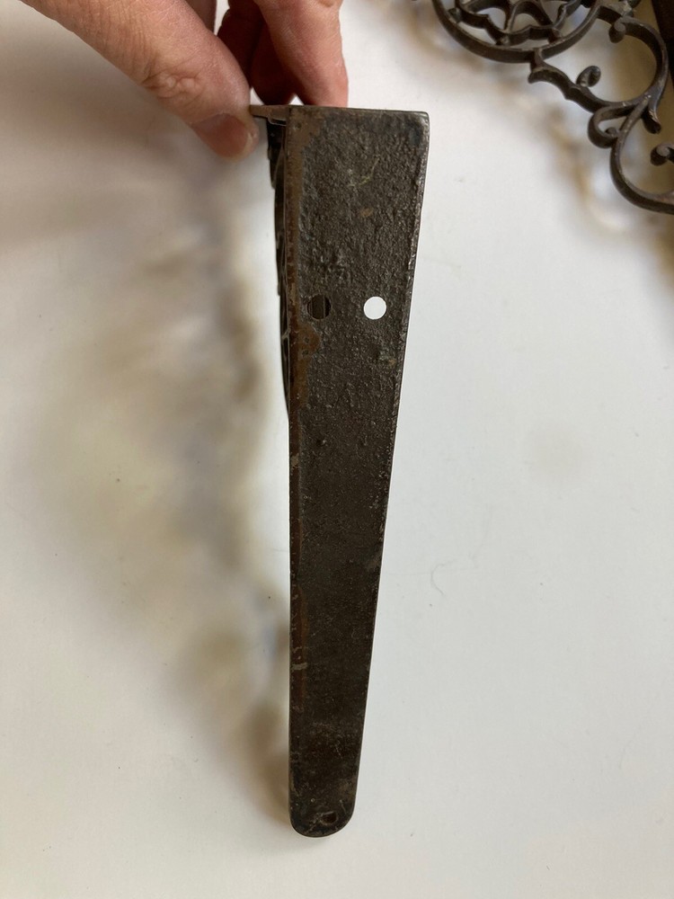 Antique Cast Iron Brackets