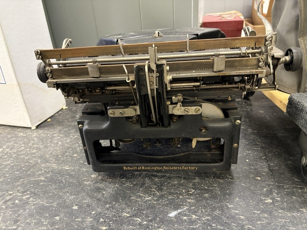 Remington Noiseless Typewriter #6