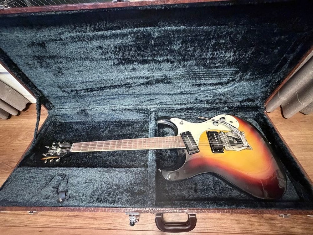 Mosrite The Ventures Model Kurokumo Made