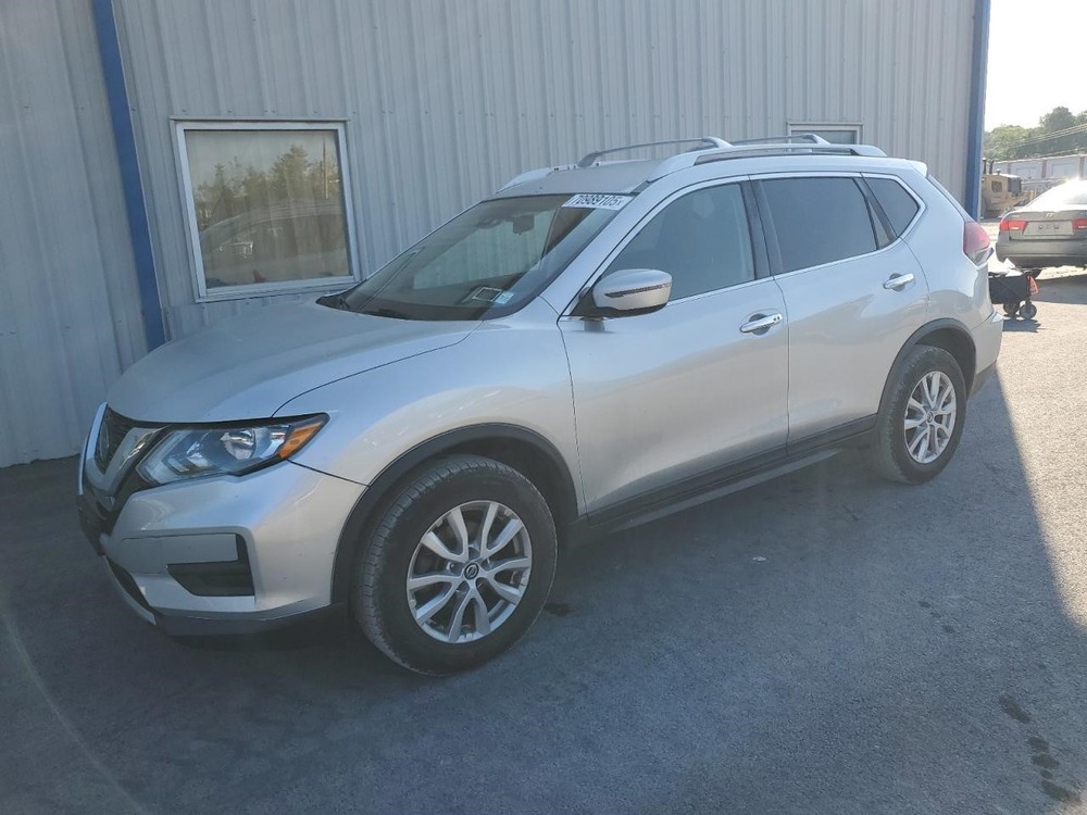 Used Headrest fits: 2019 Nissan Rogue  Grade A