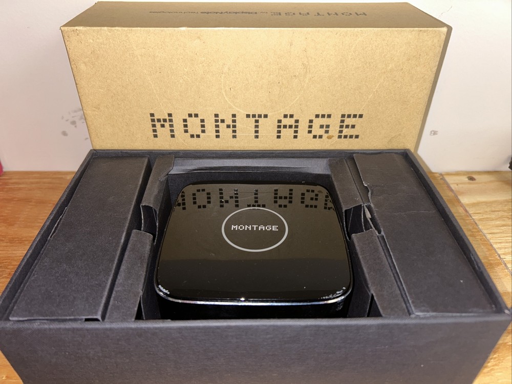 Montage display note video conferencing device