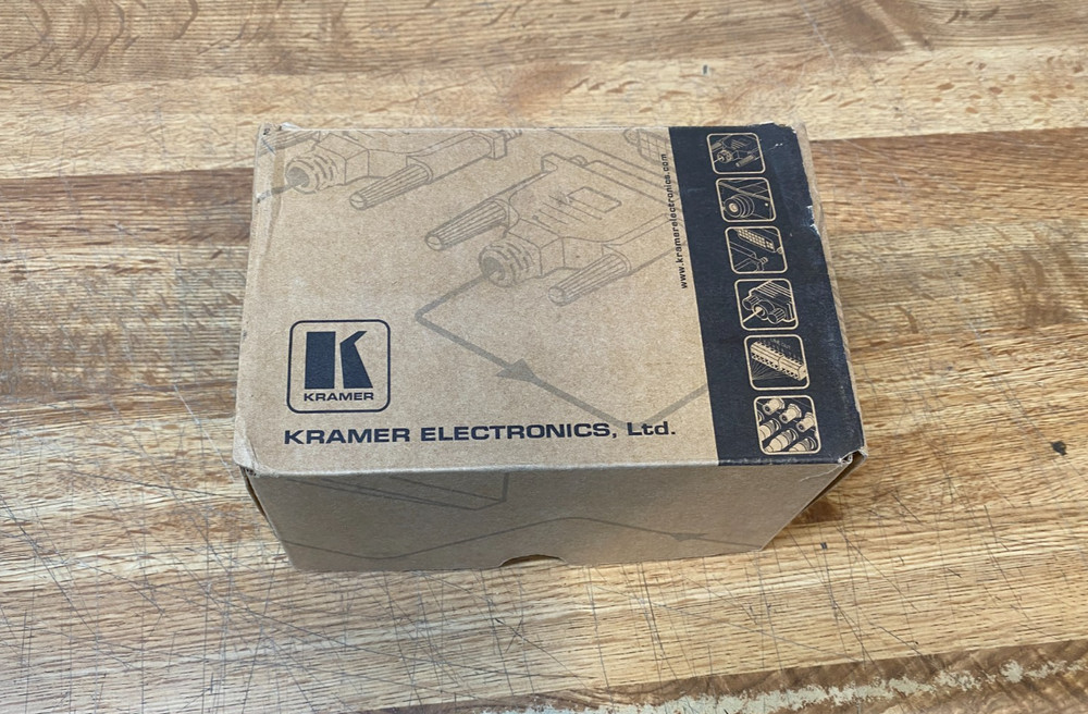 Kramer PT-110EDID Computer Graphics Video Transmitter with EDID