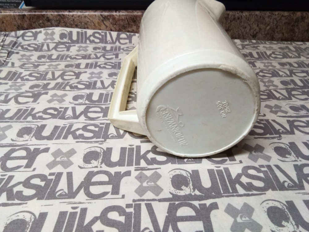 Vintage Alladinware Mac Tools 2.5qt Pitcher No.305