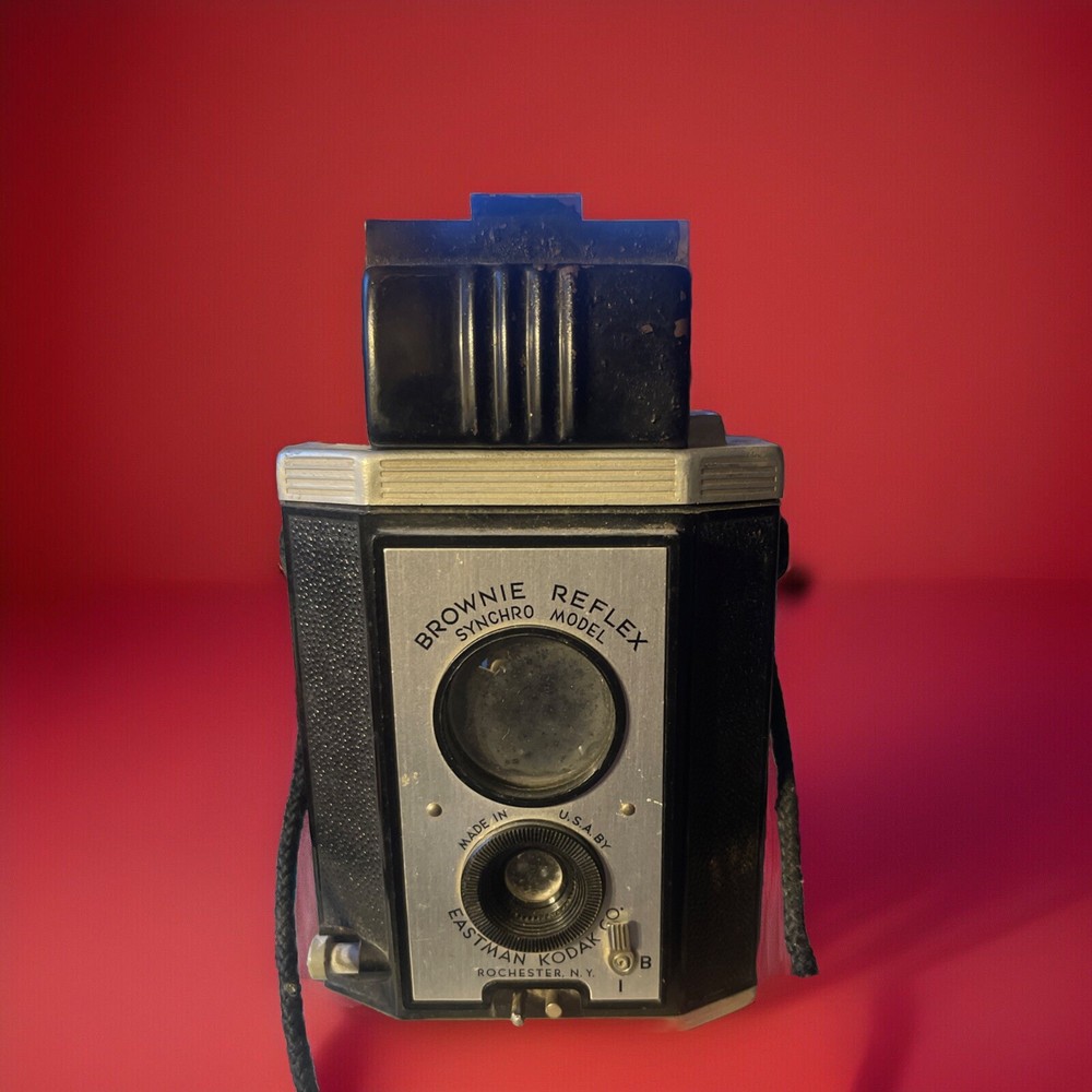 Vintage KODAK Brownie Reflex Synchro Model Camera untested