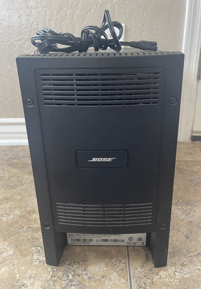 Bose PS18 III Powered Speaker System Subwoofer There is some blemish on Speaker