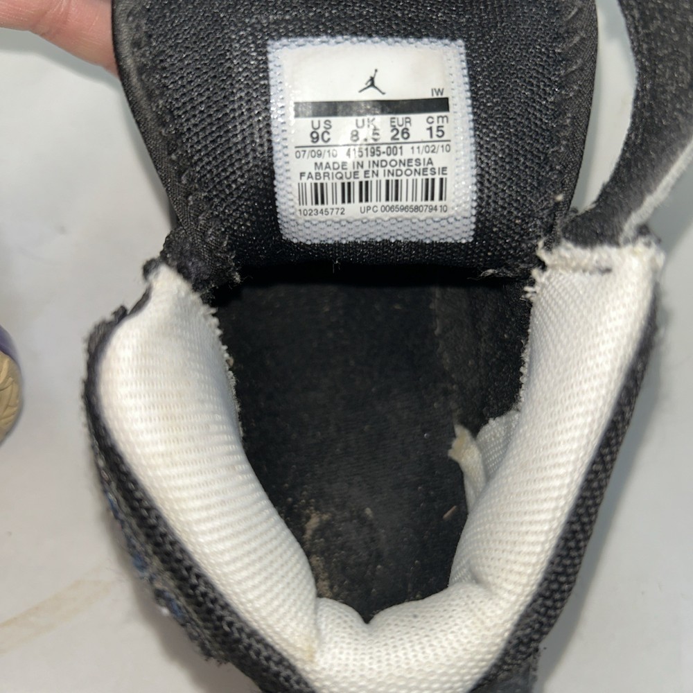 Jordan Black Purple33 Child Size 9 2010