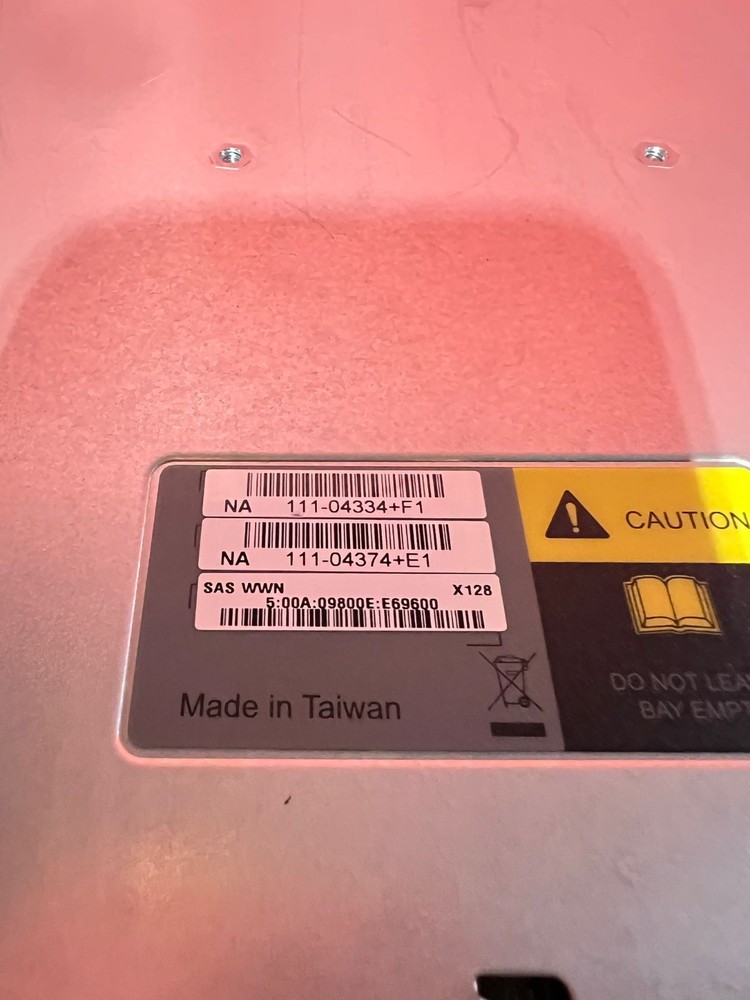 NetApp 111-04334+F6 111-04374-E6 Storage Disk Array Controller no ram ssd