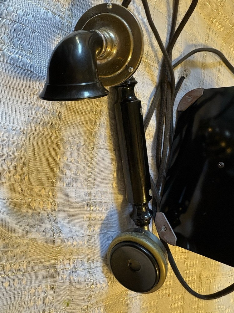 Black Rotary Heavy Numbered Telephone