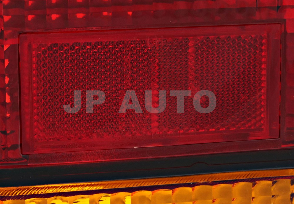 For 1984-1996 Jeep Cherokee Tail Light Set Driver and Passenger Side