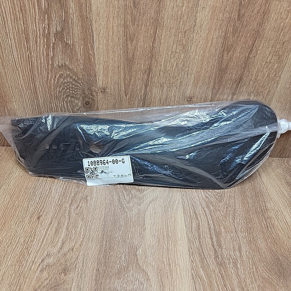 Tesla Model 3 Y Front Seat Side Shield Outer Trim Panel Left Drivers NEW 2017-23