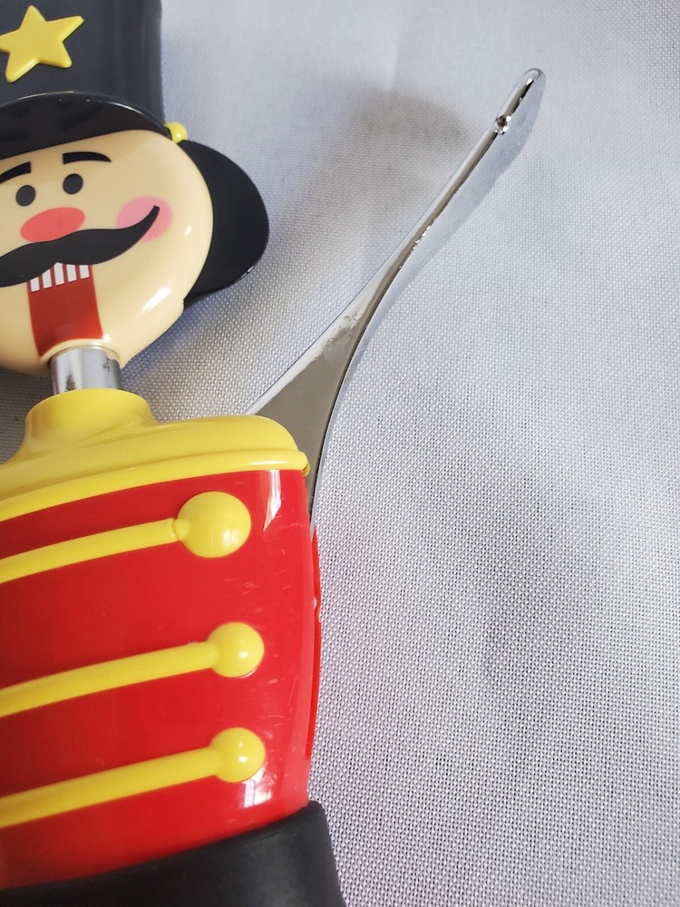 NUTCRACKER Boston Warehouse Corkscrew Wine Opener Boston Warehouse Red Black