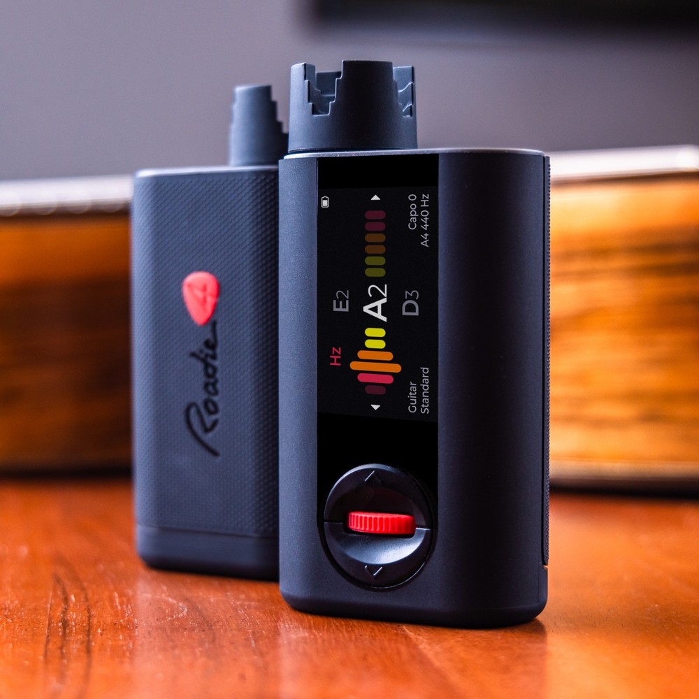 Roadie 4 | Smart Automatic Guitar Tuner, Metronome & String Winder