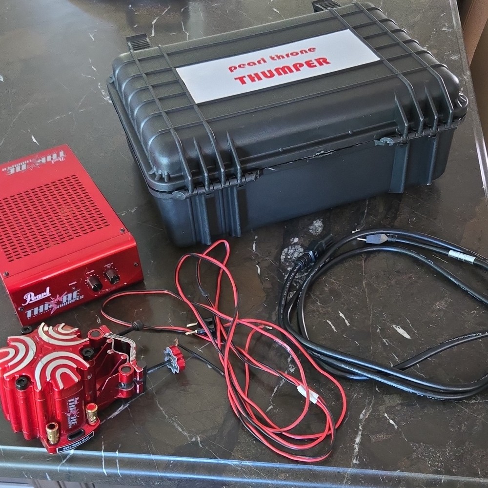 Pearl Drum Throne Thumper with case