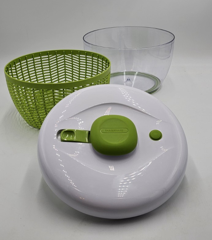 Farberware Pro Pump Salad Spinner Green Large Plastic Bowl Colander Locking Lid