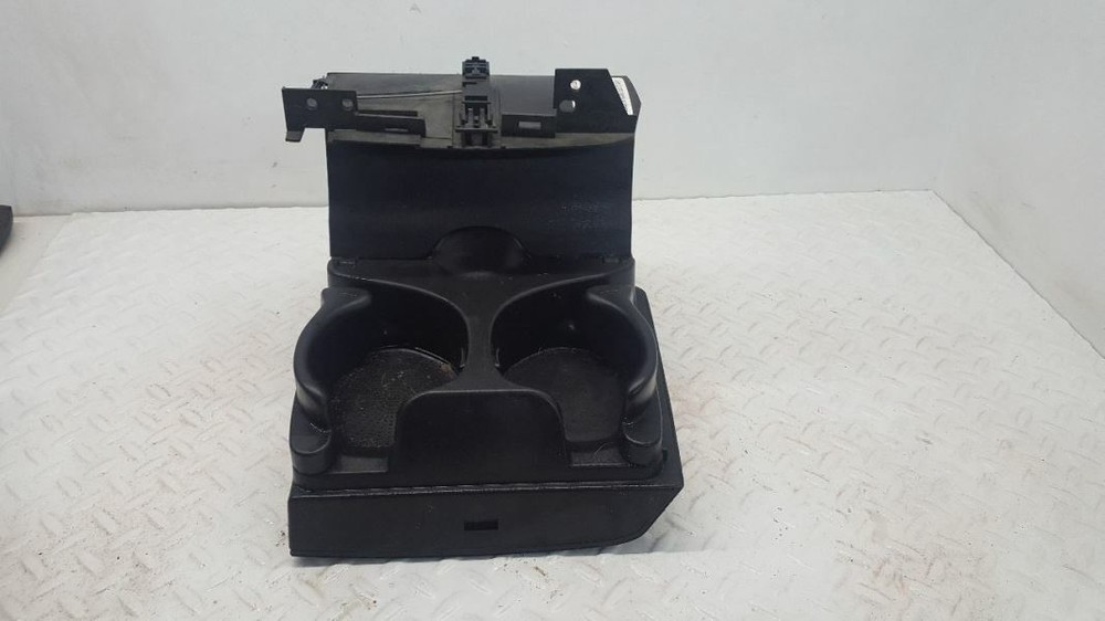 RAM2500   2005 Console Rear Center Console Cup Holders