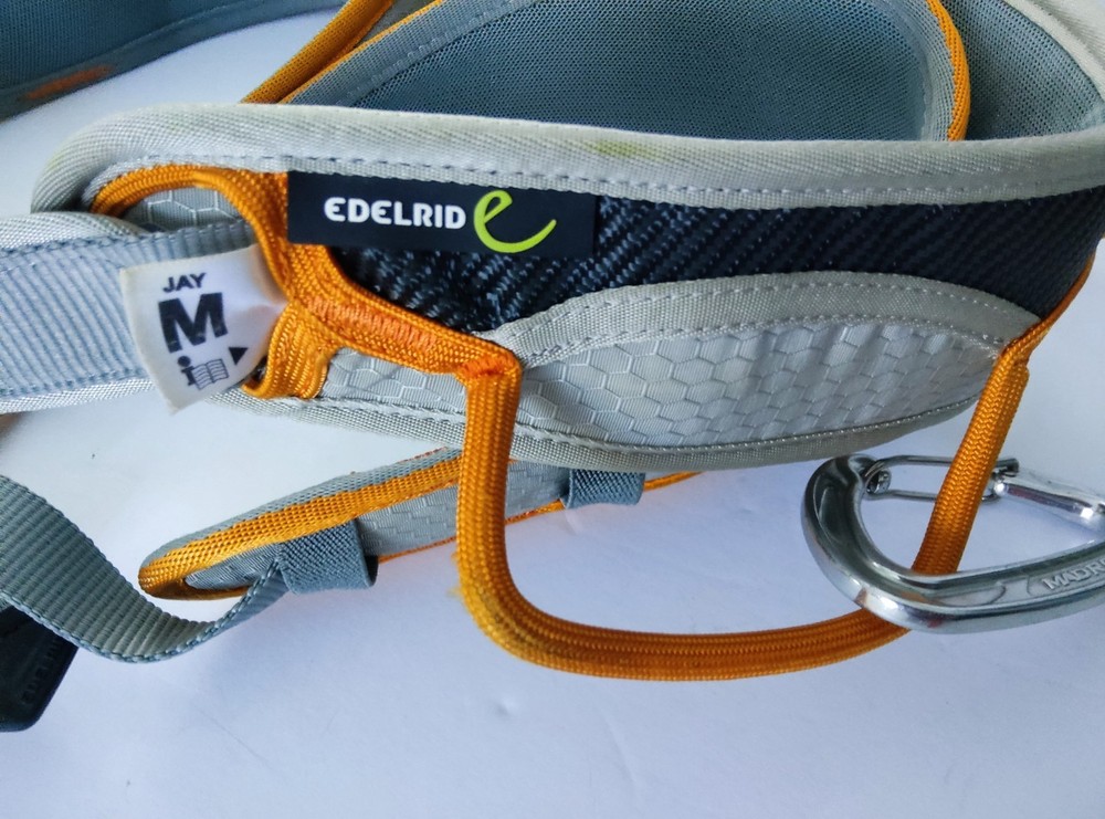 Edelrid Jay medium climbing harness with accessories