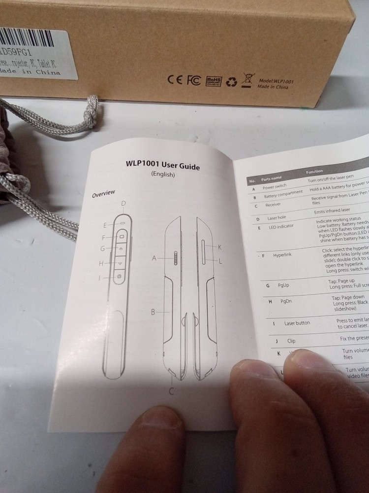 ELEKETE WIRELESS PRESENTER WITH LEASER POINTER PRESENTATION CLICKER,330FT