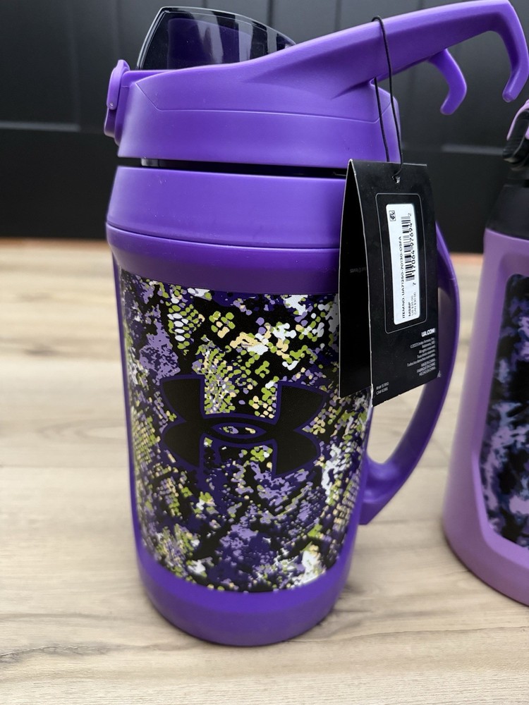 Under Armour 64oz Playmaker Water Jug