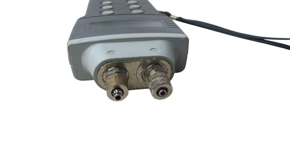 Comark C9553 Pressure Meter