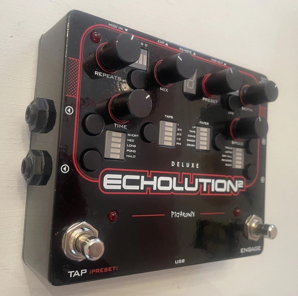 Pigtronix Echolution 2 Deluxe Stereo Delay Echo Guitar Effect Pedal W/Box