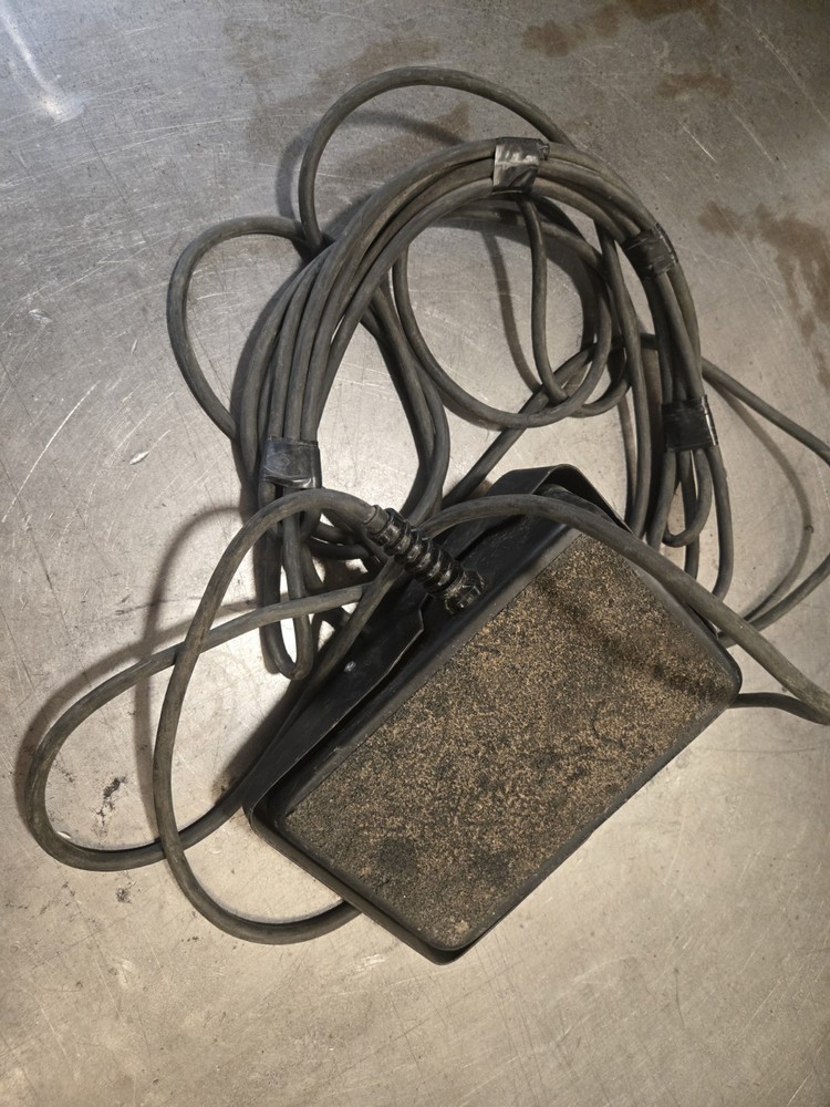 Used Welding NWI-FP-22 Series Variable Amp Control Pedal Welding !!!