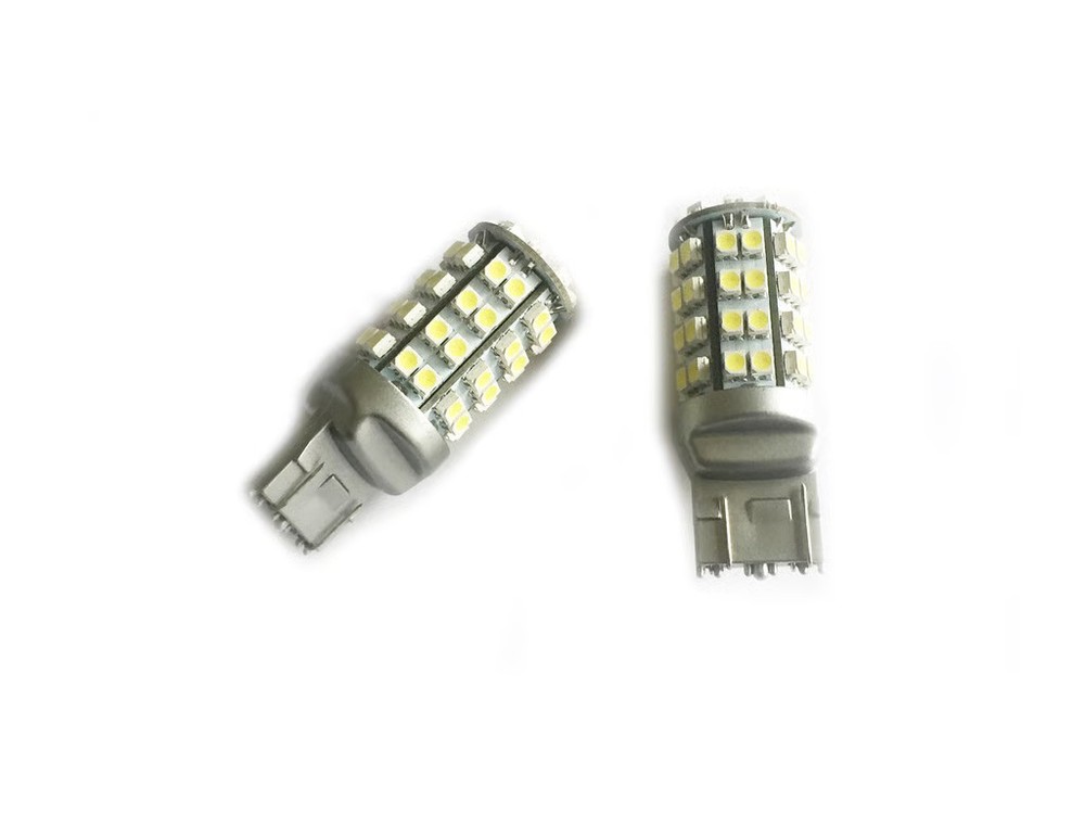 Pathfinder L18SWB Switchback Replacement High Performance LED Bulb - White/Amber