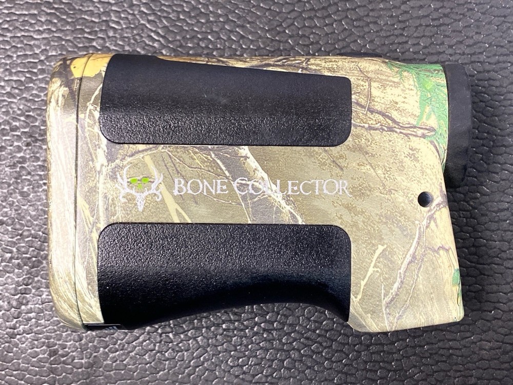 BUSHNELL BONE COLLECTOR RANGE FINDER (PD7015787)