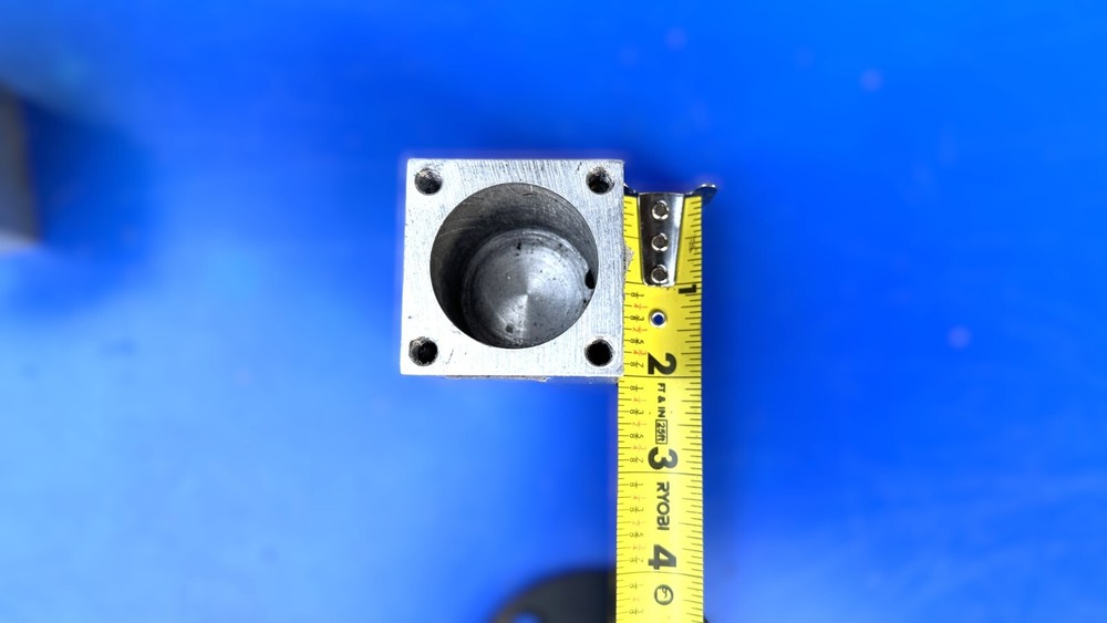 Unbranded Universal Speaker Pole Mounts #2147 (Pair)THS