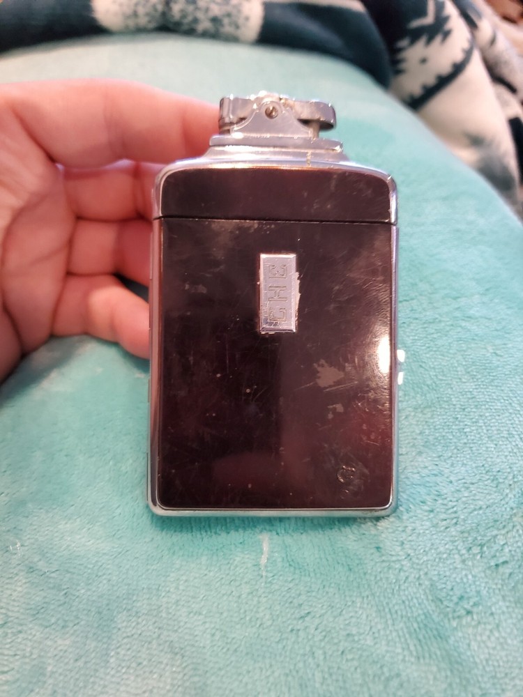 Vintage Ronson Supercase.  Cigarette Case With Lighter. Needs Fuel