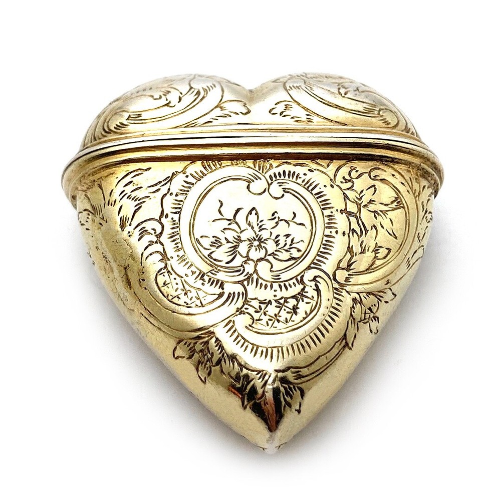 A Solid Silver Baroque Heart - Shaped Covered Box / Lover’s Trinket 1780