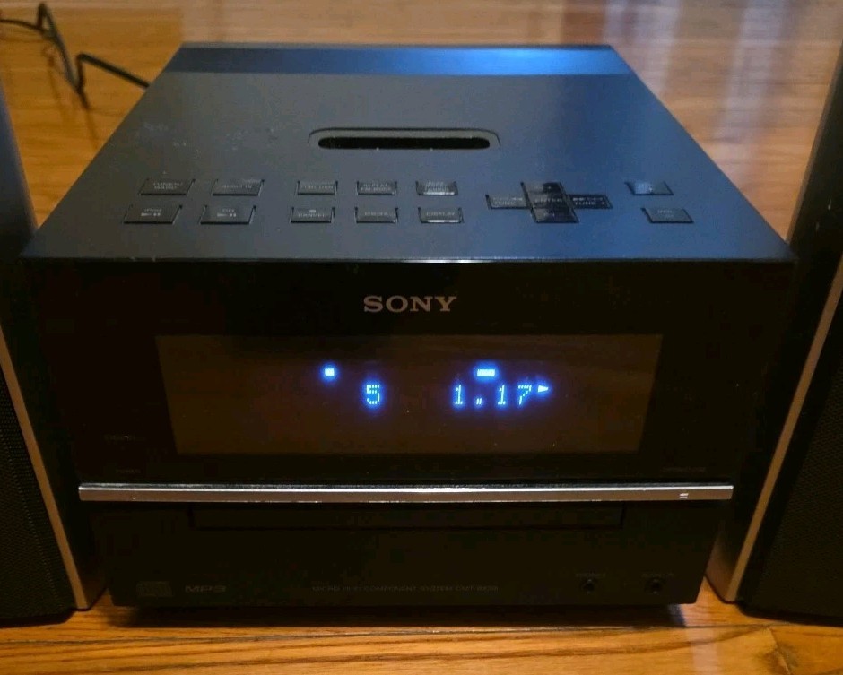Sony CMT-BX20i Micro HiFi Component Stereo System w/SS-CBX20 Speakers