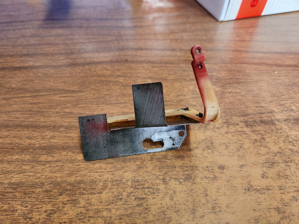 Briggs & Stratton Mod 81302 Horizontal Shaft Engine Governor Blade