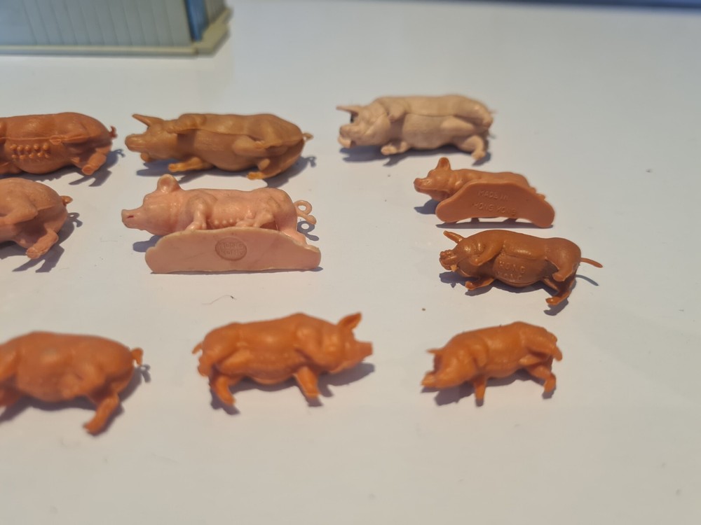 Vintage Britains Pigsty Please Read Description