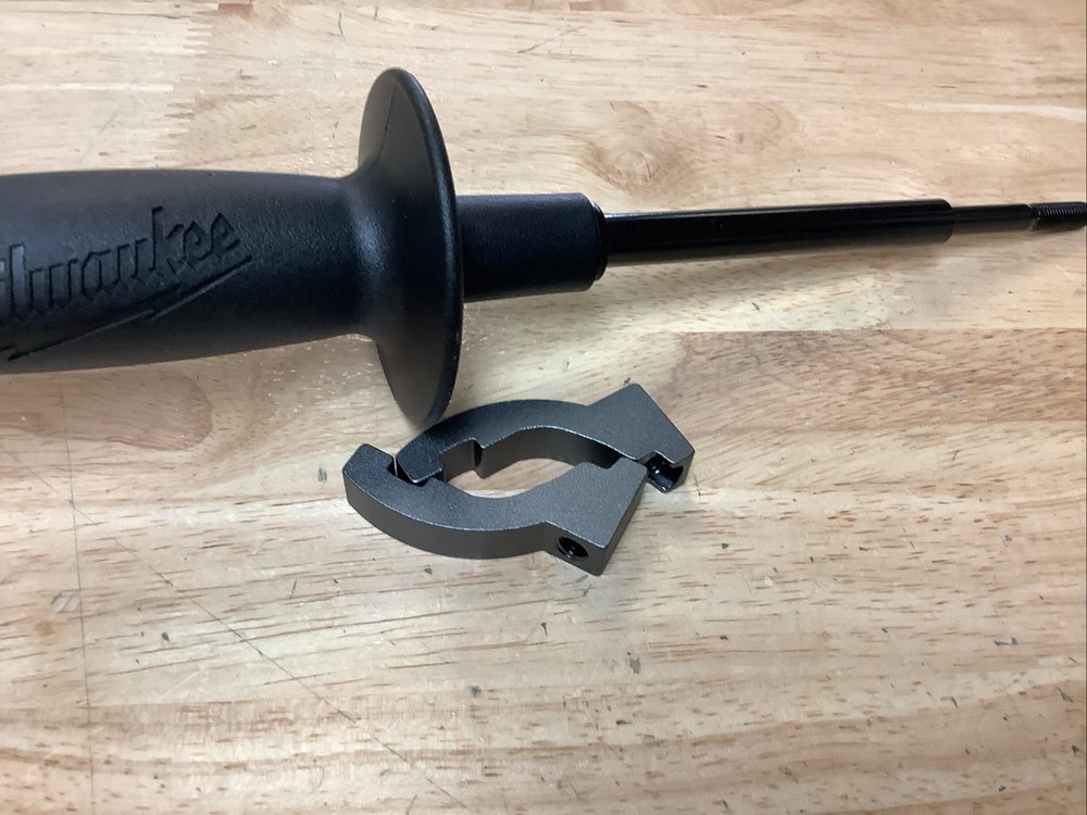 Milwaukee 516067 Adjustable Handle For Hammer Drill Driver