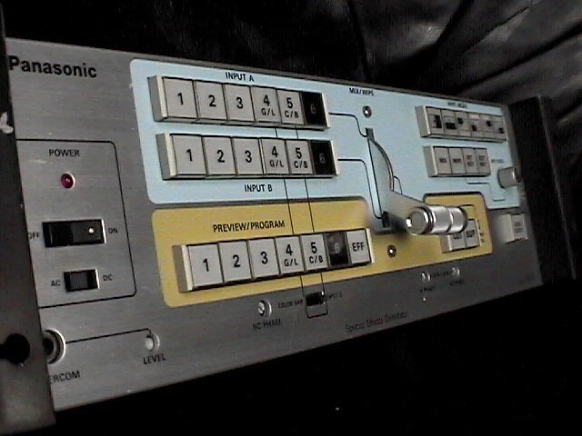 Akai DP-2000 & PG-1000 Audio Video Digital Matrix Patch-Bay Programmer-Very Rare