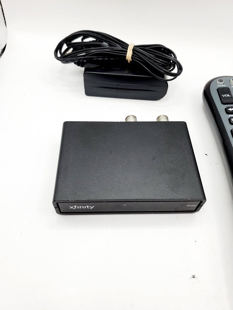 Comcast Xfinity Digital Cable Box Dc50xu /W REMOTE+ POWER