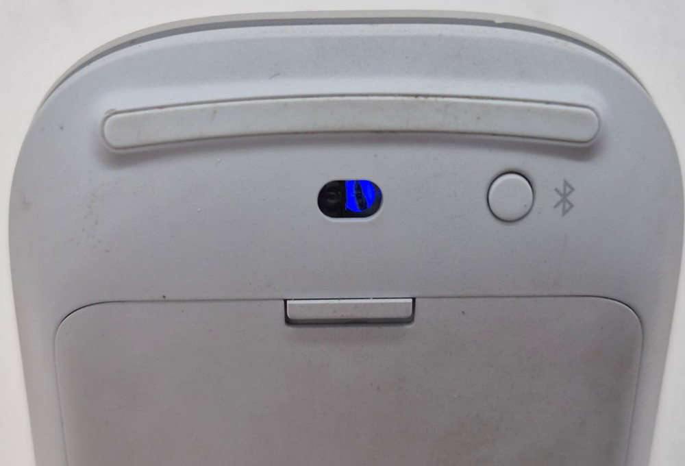 Microsoft Surface Arc Wireless Mouse Model 1791 - White