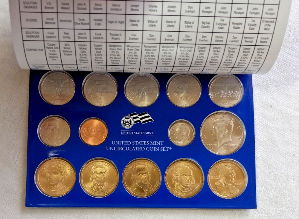 2007 US Mint Uncirculated Coin Sets Philadelphia & Denver Mints
