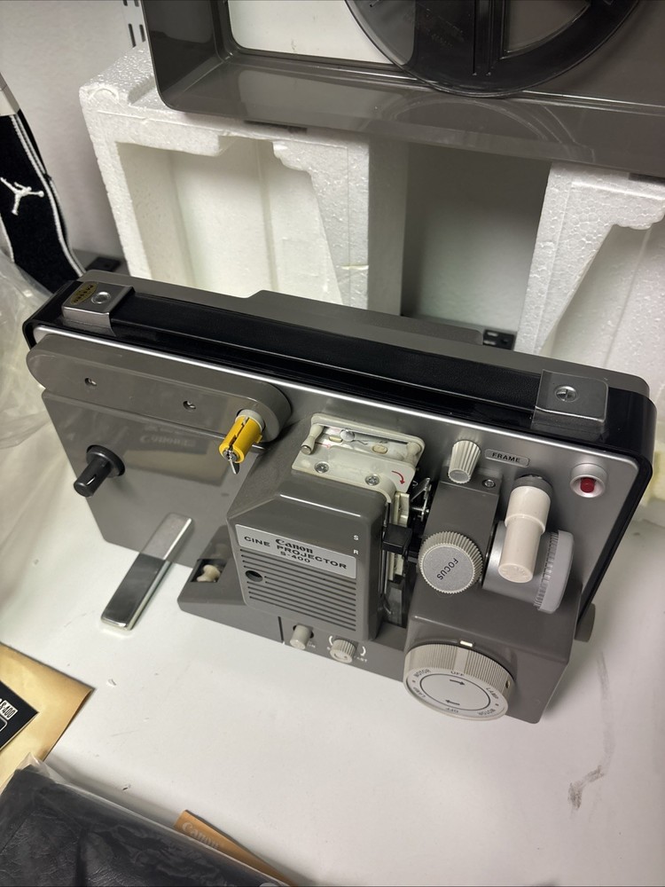 CANON S-400 CINE PROJECTOR / Open Box