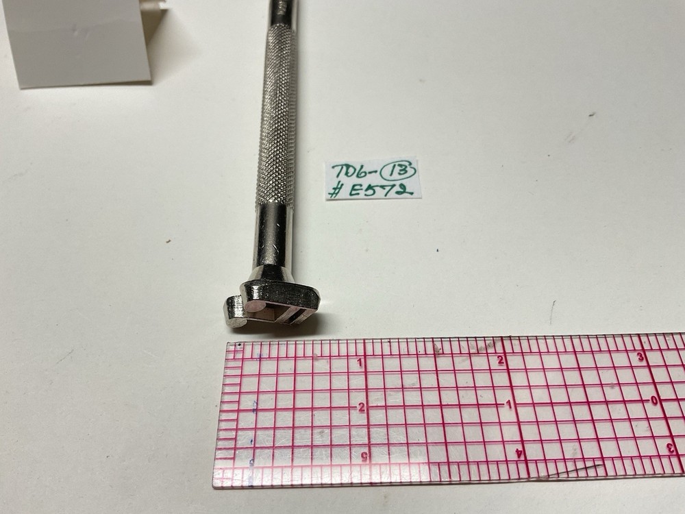 CRAFTOOL #E572 Special, Leather Stamping Tool (TD6-13)