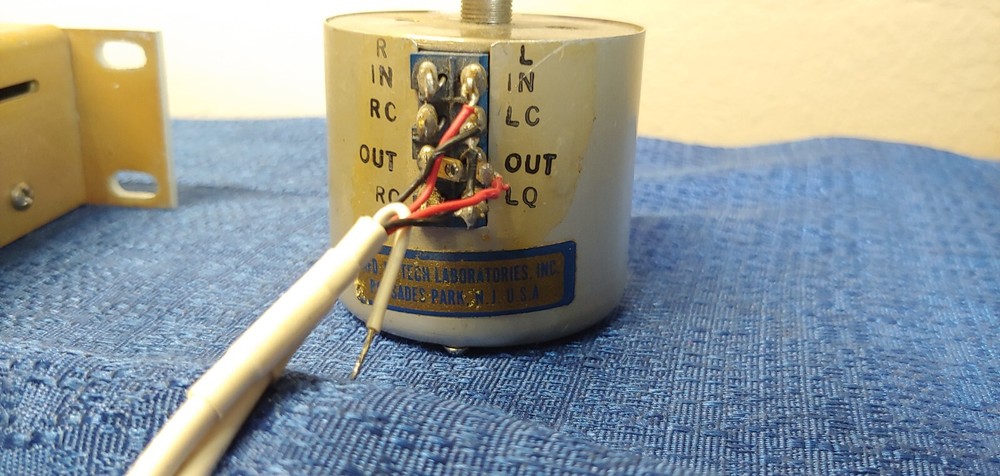 Vintage Comrex Model RLX Receiver/Decoder w/LA-8220