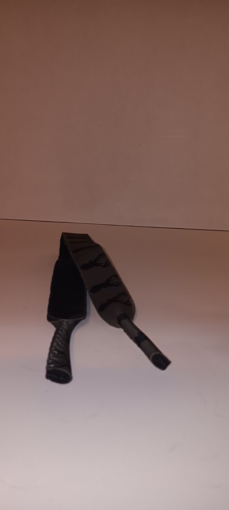 Sunglasses Neck Holder