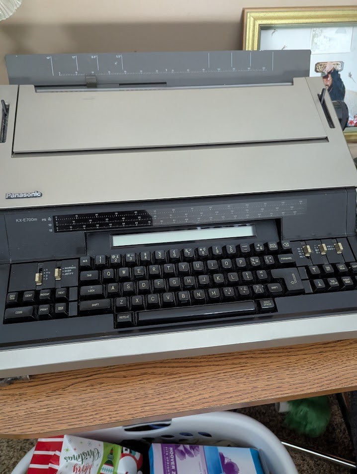Panasonic KX-E700M Electric Typewriter Word Processor, Serviced Working Perfect