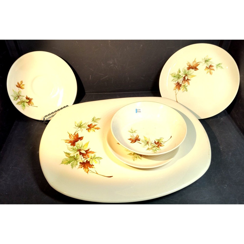 1203. Vintage Salem Maple Leaf Serving Platter
