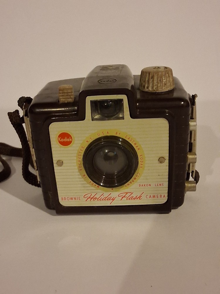 Vintage Kodak Brownie Holiday Flash Camera Untested