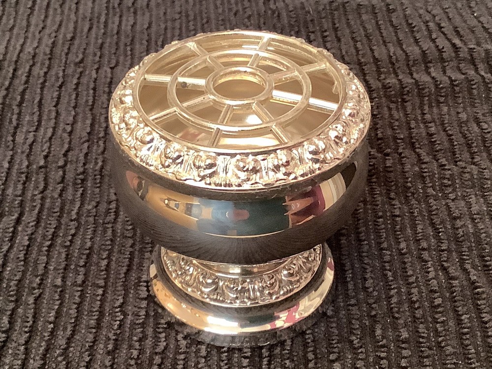Llanthe Silver Plate Rose Bowl. Small Size.