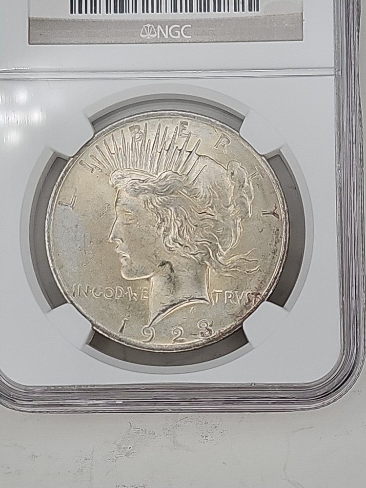 1923-P Peace Dollar $1 NGC MS65