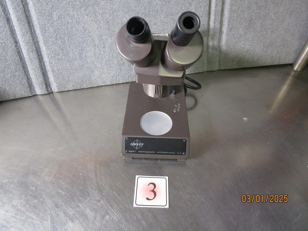 Swift Inst Stereo Eighty Microscope No Eye Pieces
