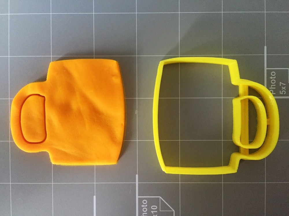 Beer Glass Cookie Cutter (1)