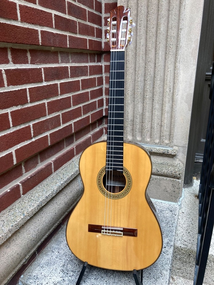Pavan TP30-64 Classical Guitar 640mm scale